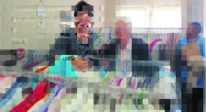 Tehuiswinkel se inkomste gaan bejaardes bederf