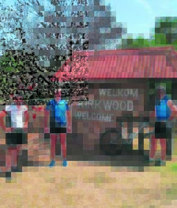 Marlow-manne trap meer as 1 000km vir skool