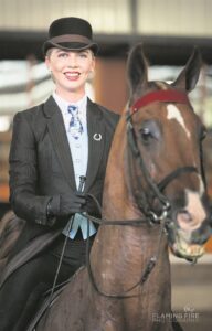 Hoofmeisie blink uit in ruiterkuns