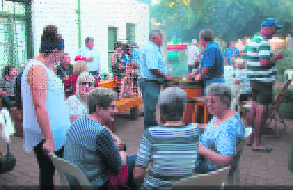 Cape-klub samel fondse in vir tehuis op Middelburg