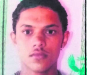 Moeder desperaat om vermiste seun te vind