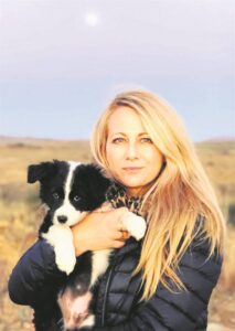 Skilder reis wêreld vol en kies Cradock as blyplek