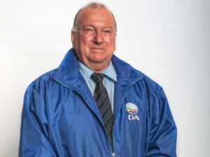 Vote for Dr Beyers Naude Local Municipality mayor ends in deadlock