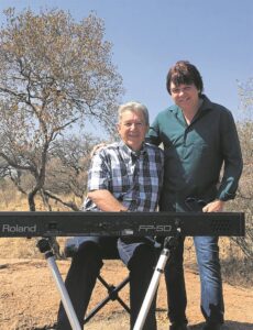 Cradock-sanger skiet videos op wildreservaat