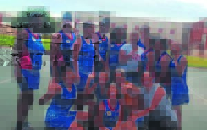 Karoo Springbokke netbalspan meet kragte met Cradock