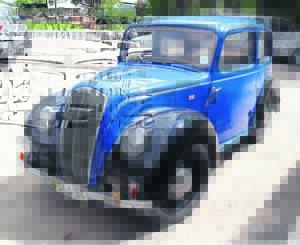 Bedford pit stop for Vintage Car Rally