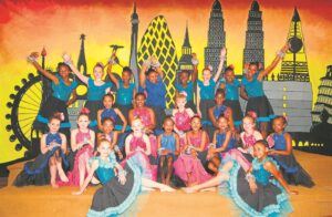 Leerders toer in 80 minute om die wêreld