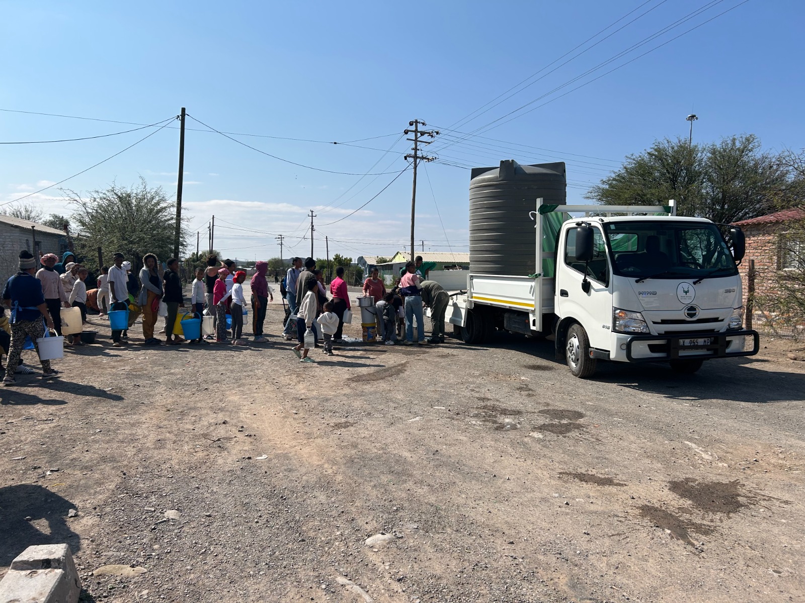 Karoo National Park trucks water to Beaufort West communities.