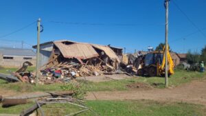Kouga Municipality heeds call to demolish hazardous crime hotspot