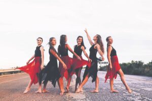 Dance Dynamic dancers shine at ‘Innikollig’