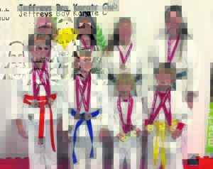 JKS Karate Dojo rake in medals