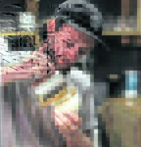 Amo ride the Fifth Wave to the top