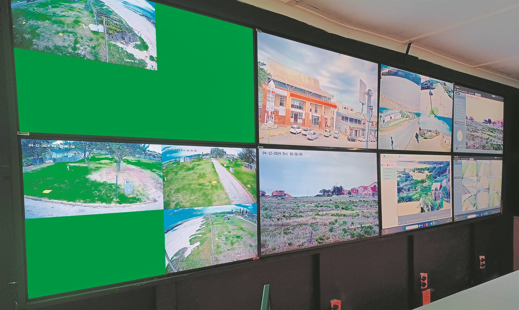 Command Centre in Humansdorp