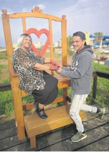 Pop the big question at the beachfront