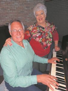 Saamsing liedjies uit die FAK by die tweede Sangfees