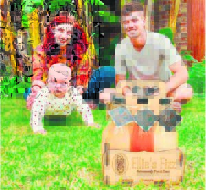 Couple fizzes fruit into friendly beer