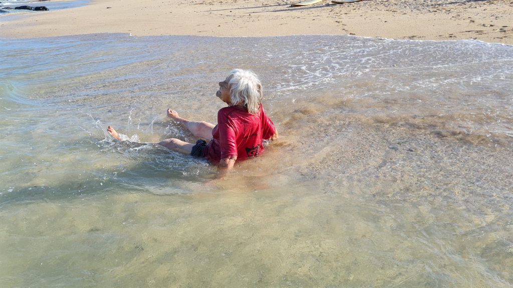 Bettie Smit (81) loves spending time on the beach.