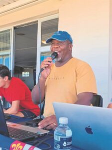 Oom John is goud werd vir Hoërskool Nico Malan