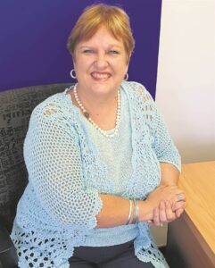 VERONICA VERTEL | Twee tepels rooipeper . . .