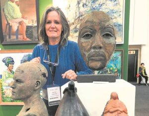 Sculptor exhibits at Decorex Joburg