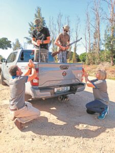 ‘Ontvoering’ van onderwysers lei tot groot pret in die Gamtoosvallei