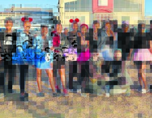 Big clean-up walk for education