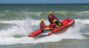 Jeffreys Bay: Local man missing at sea after kayak capsizes