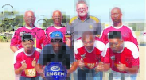 Hankey Villagers receive new kits