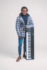 Humansdorp keyboard player signs with Asian band