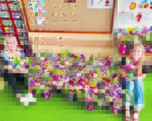 Stulting deel blommeruikers uit vir lente