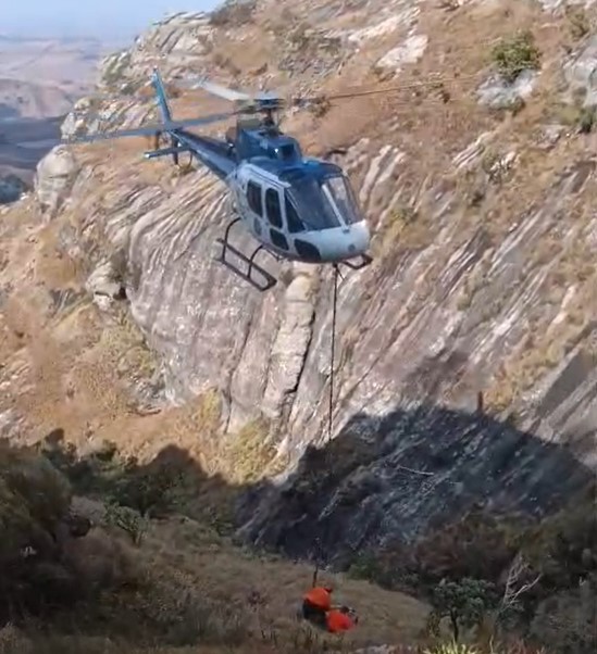 VIDEO | Body of unknown man retrieved from Thaba Bosiu mountains in Free State