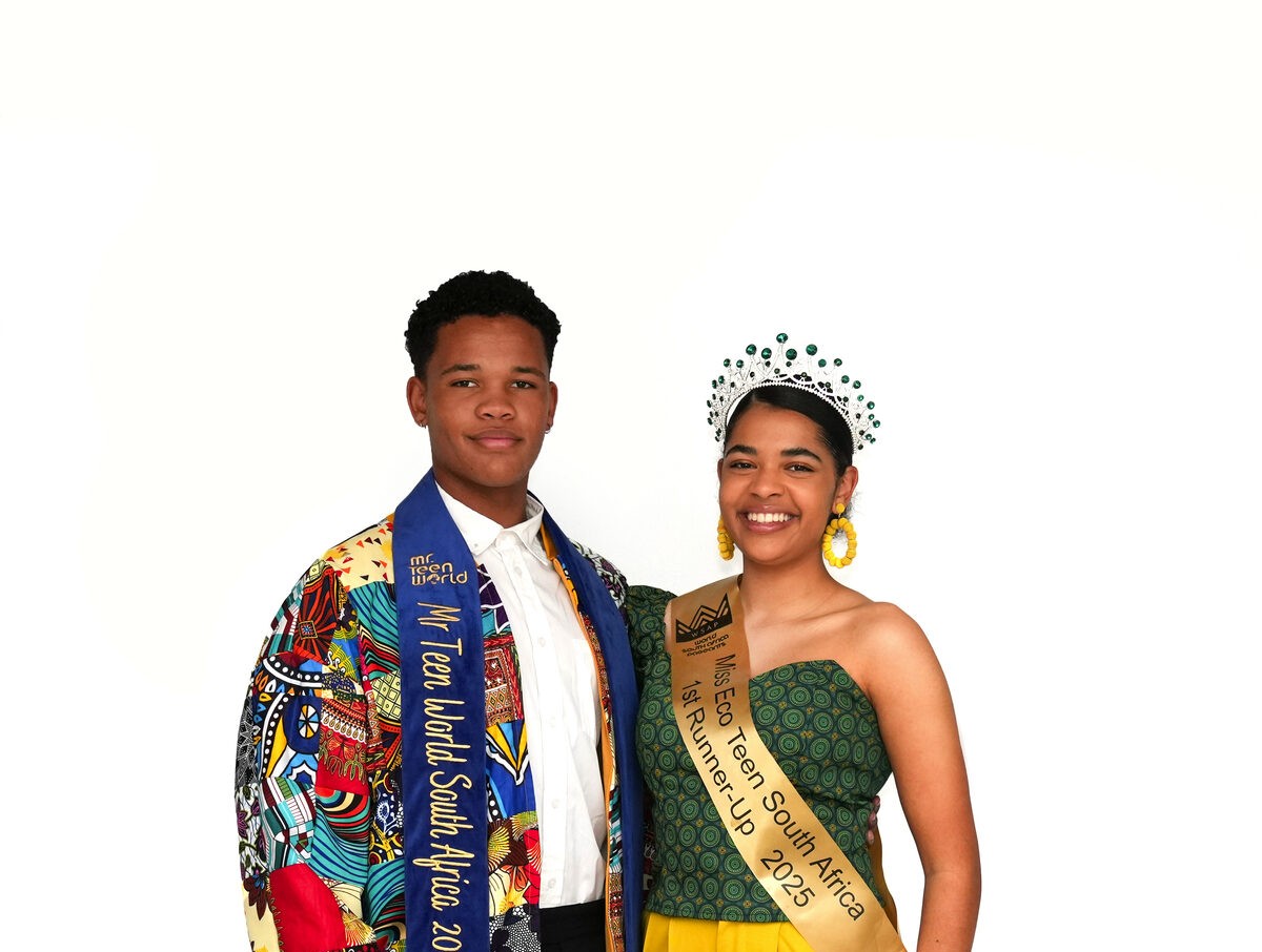 Joshua and Amber Jansen standing alongside each other.