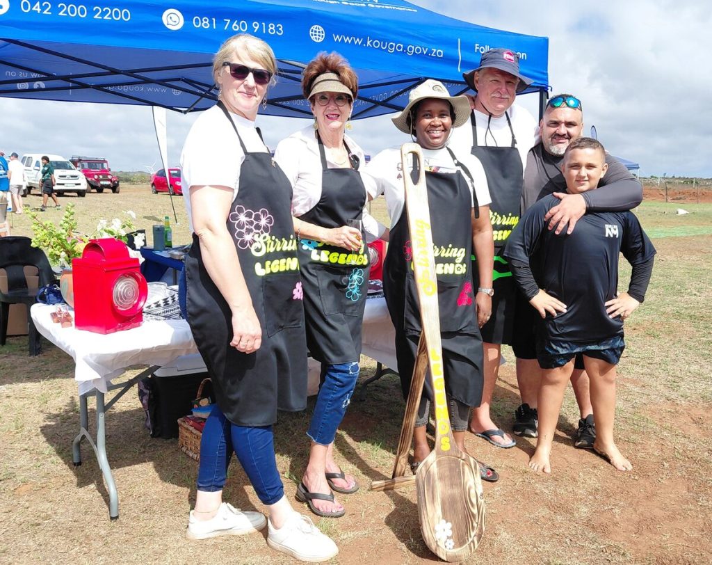 wenty-three participants competed in the Potjiekos Competition at Pharos School, Jeffreys Bay, on 7 February, while families cheered and children enjoyed entertainment.