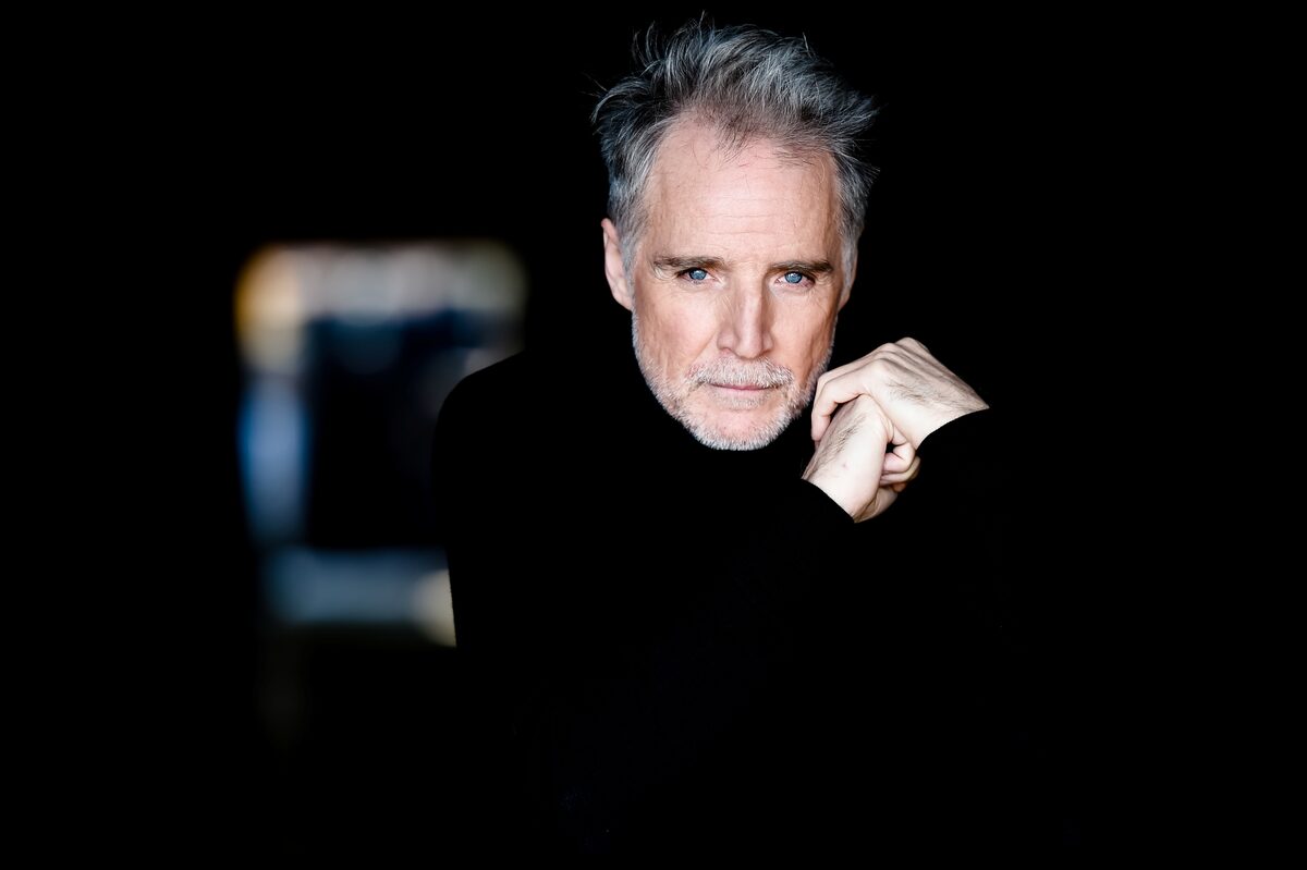 Joseph Clark brings Queen 
magic to Jeffreys Bay