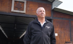 Jeffreys Bay community remembers beloved dog trainer Philip van Heerden