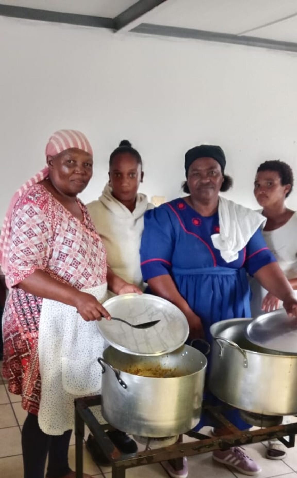 The non-profit organisation, SOS Project Jeffreys Bay, continues to support vulnerable members of the community, providing assistance to families in need while relying on the dedication of volunteers and donors to keep the initiative running.