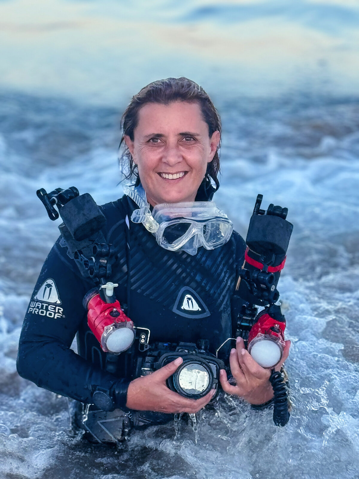 The Shell Museum in Jeffreys Bay will transform into an underwater wonderland from 1 to 3 May as renowned marine photographer, Hesma Fivaz, from St Francis Bay unveils her stunning collection of nudibranch images.