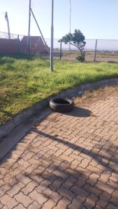 Church rallies community for Jeffreys Bay school clean-up