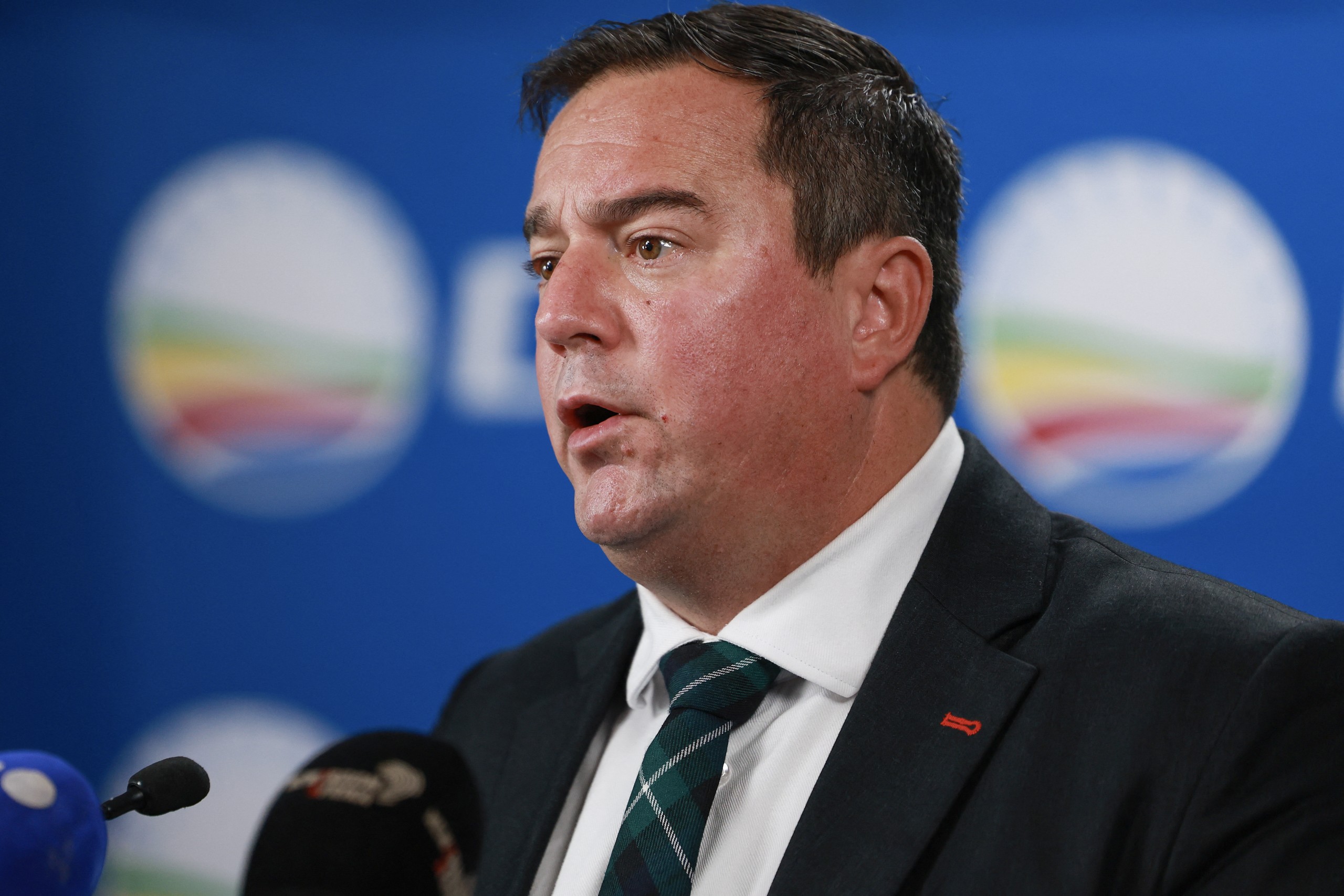 Steenhuisen’s move: This is what experts say it means