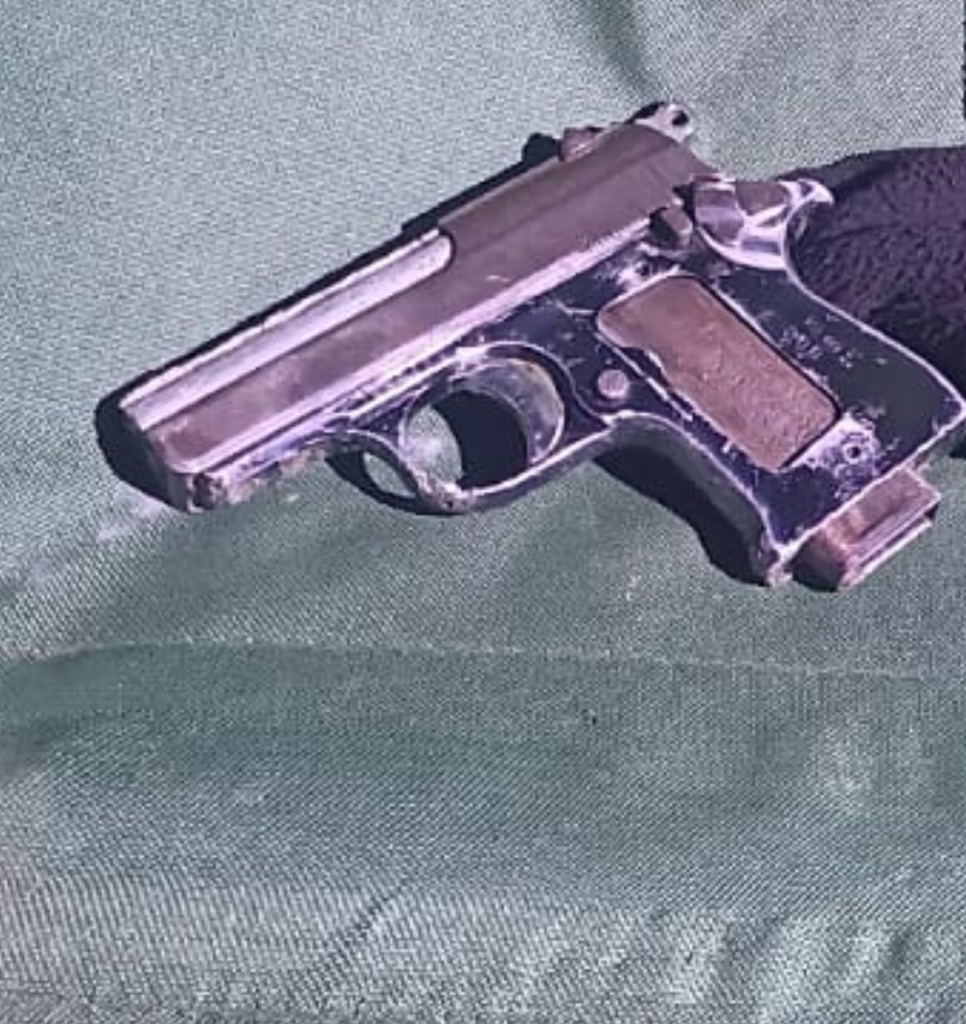 Police and SANDF members seize an unlicensed firearm, ammunition and drugs in Humansdorp.