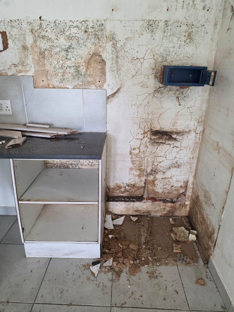 Gamtoos Ferry Hotel prepares to reopen after extensive May flood damage.