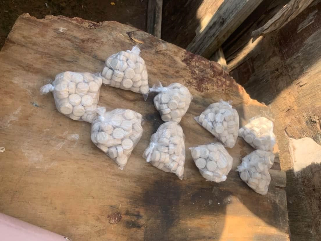 Police seize mandrax tablets and tik during Jeffreys Bay drug operation.
