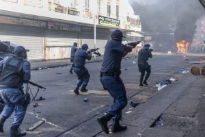 South Africa withdraws asylum order after violent clashes