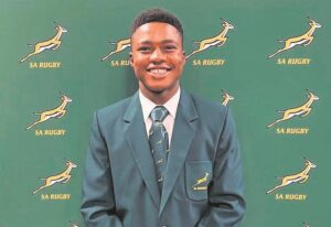 JUMBO awards annual sports scholarship to outstanding young players