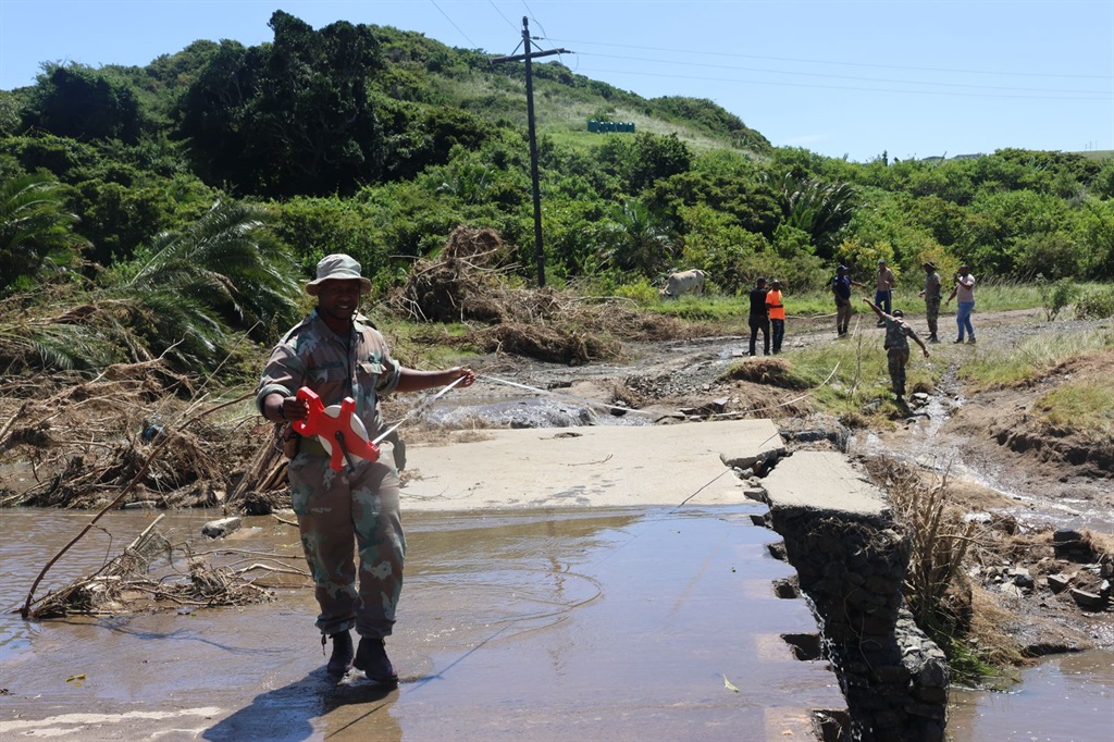 Coffee Bay, floods, bodies, dead