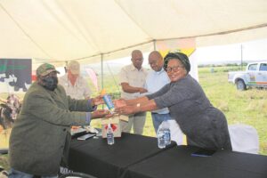 Mayor pledges municipal support to farming, agriculture