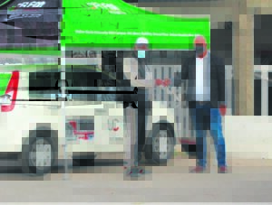 Car donated to Mthatha’s UCR FM
