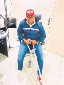 Car accident led artist to change his way of living