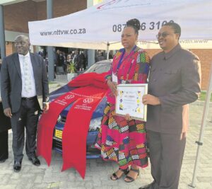 Naniswa Sabata wins at MEC’s Best Performance Teacher Awards