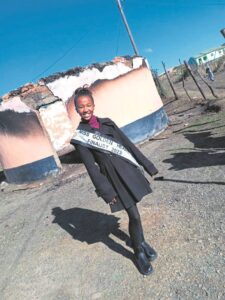 Miss Golden Heart South Africa Finalist brings smiles to community